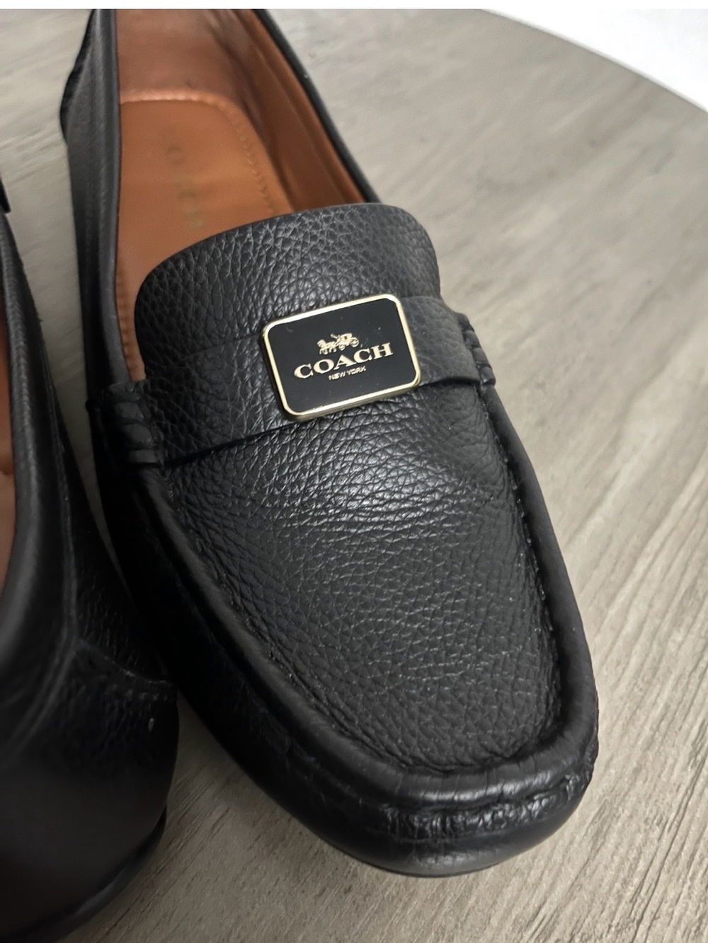 Coach Black Mona Driver Loafers with Gold-Tone Logo Plaque sz10 - Picture 3 of 5